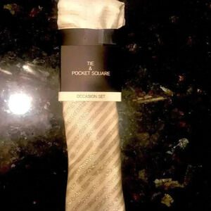 Tie & pocket square set, NWT